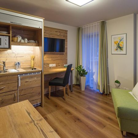 Gaestehaus Burgblick Bisingen Habitación foto